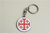 Porte-clé 5 croix sur fond rond