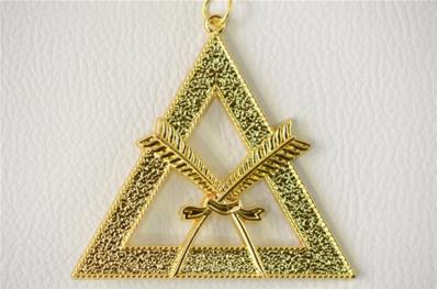 Bijou Officier Secrétaire Arche Royale forme triangle